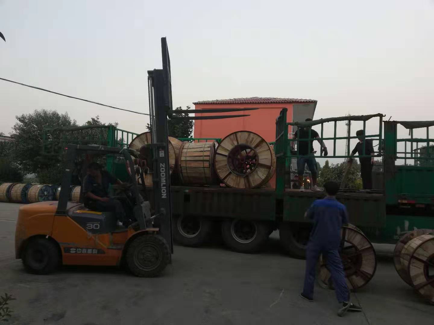 ADSS光纜,OPGW光纜,OPPC光纜,ADSS光纜價格,OPGW光纜廠家,光纜,電力光纜廠家,礦用光纜,湖南漢纜,湖南漢纜通信科技有限公司