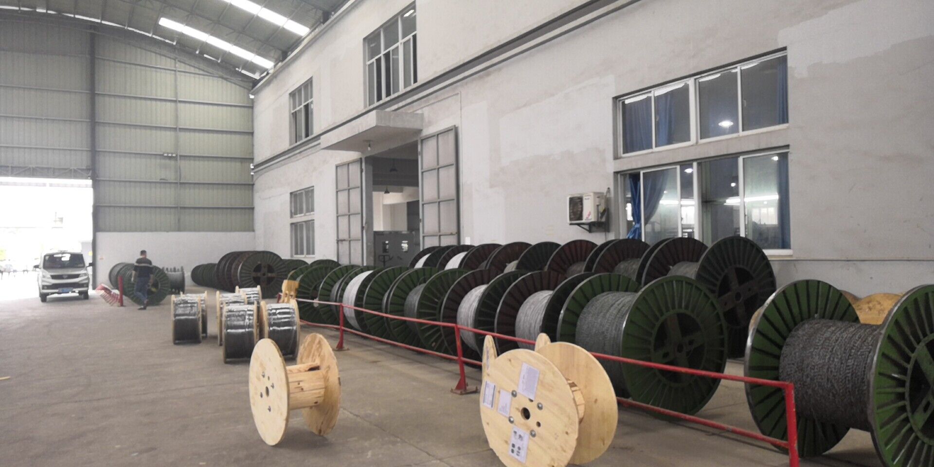 ADSS光纜,OPGW光纜,OPPC光纜,ADSS光纜價格,OPGW光纜廠家,光纜,電力光纜廠家,礦用光纜,湖南漢纜,湖南漢纜通信科技有限公司